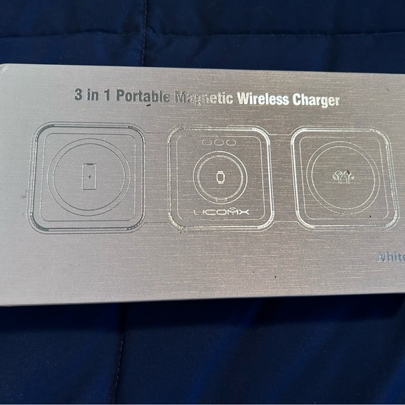 UCOMX • 3 in 1 Magnetic Wireless Charger • Portable • White • - Picture 2 of 7